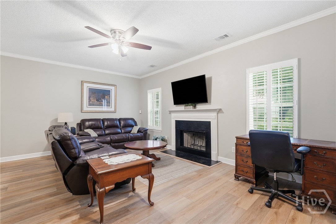 19 Chaintree Drive Furnished Property Photo 5