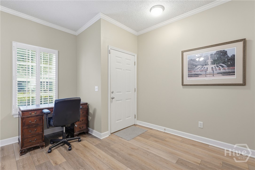 19 Chaintree Drive Furnished Property Photo 6