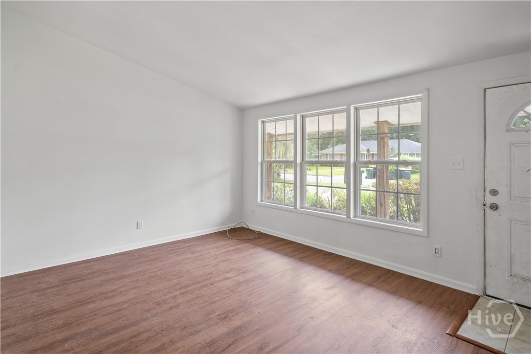 206 Van Nuys Boulevard Property Photo 4