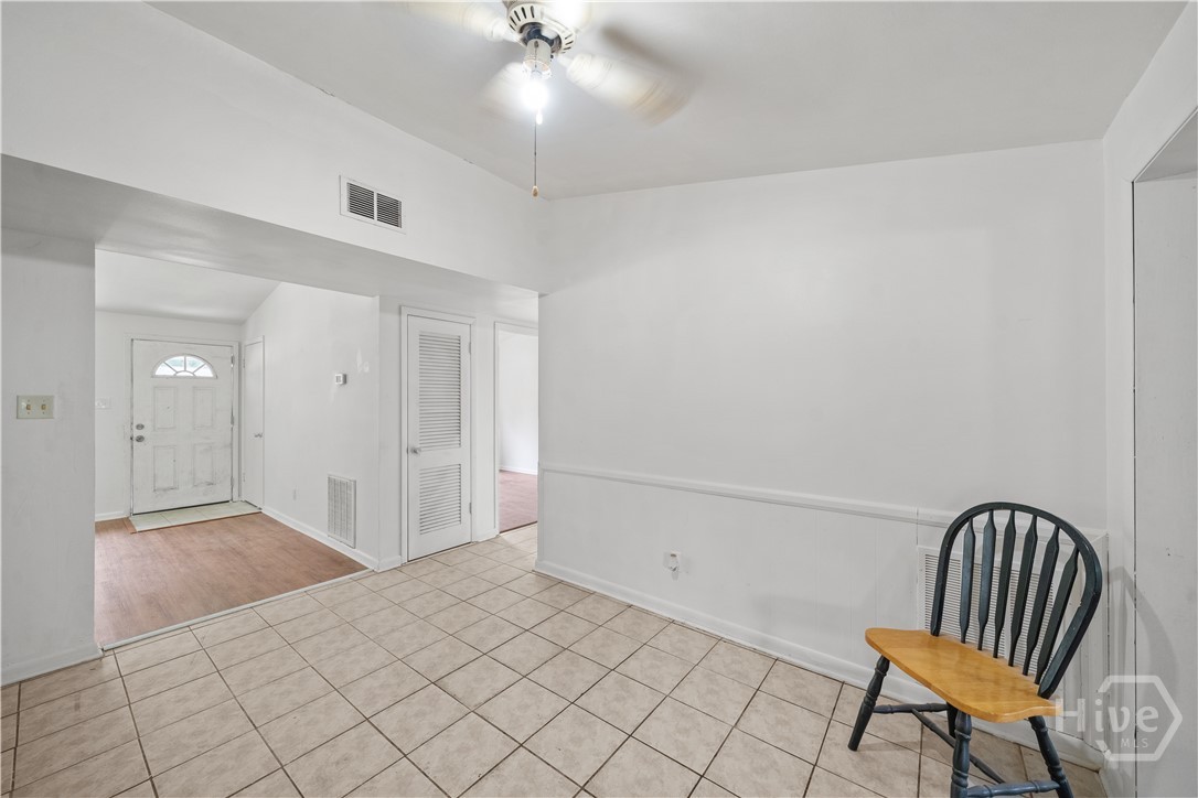 206 Van Nuys Boulevard Property Photo 13