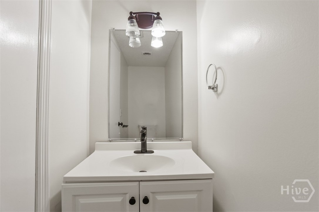 49 Knollwood Circle Property Photo 4