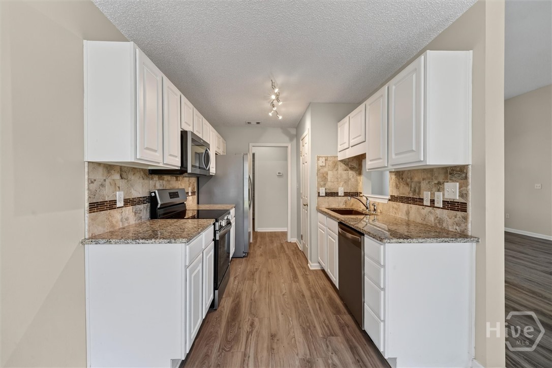 100 Dimick Drive Property Photo 11