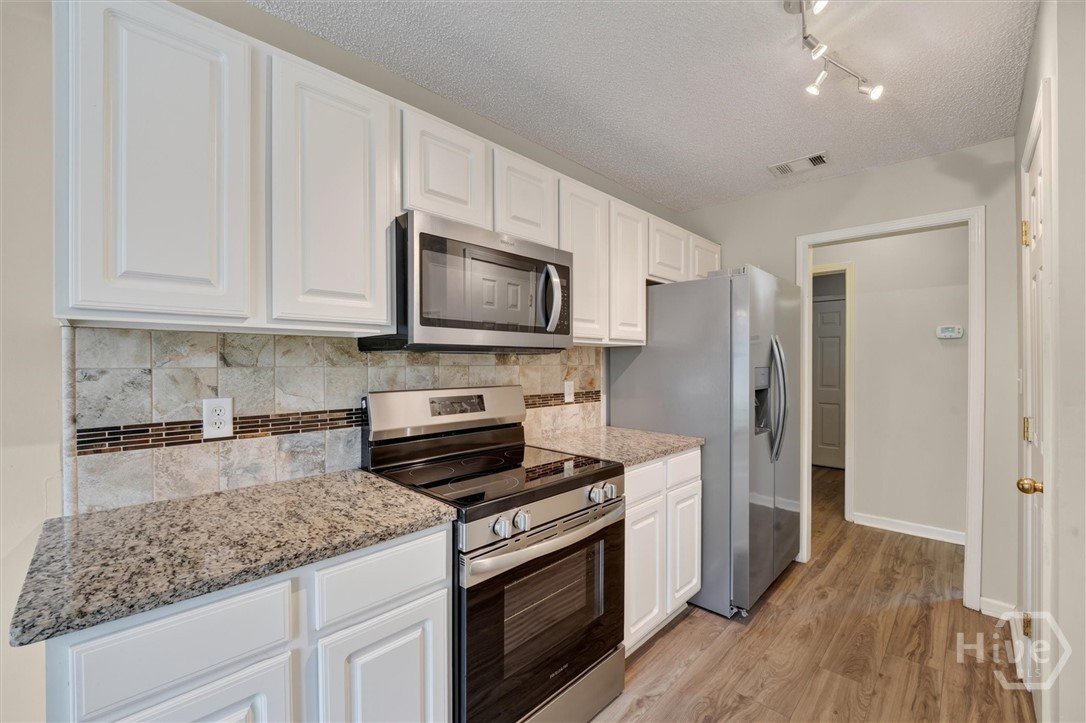 100 Dimick Drive Property Photo 12