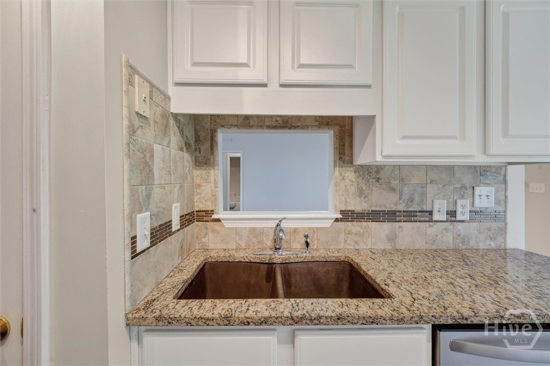 100 Dimick Drive Property Photo 13