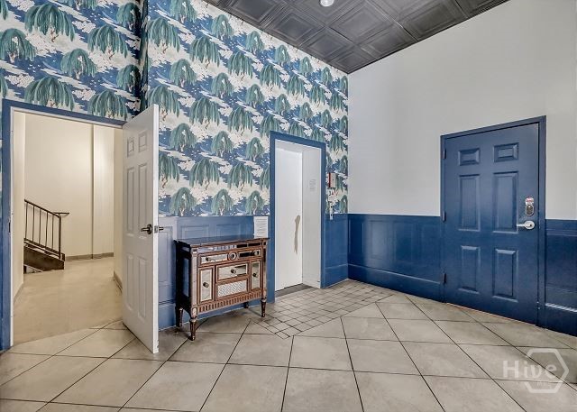 105 Whitaker Street 304 Property Photo 4