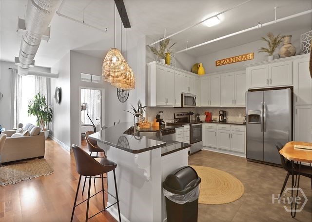 105 Whitaker Street 304 Property Photo 17