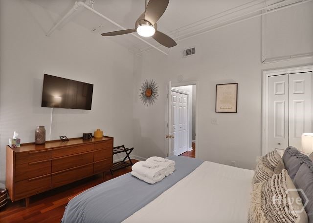 105 Whitaker Street 304 Property Photo 26