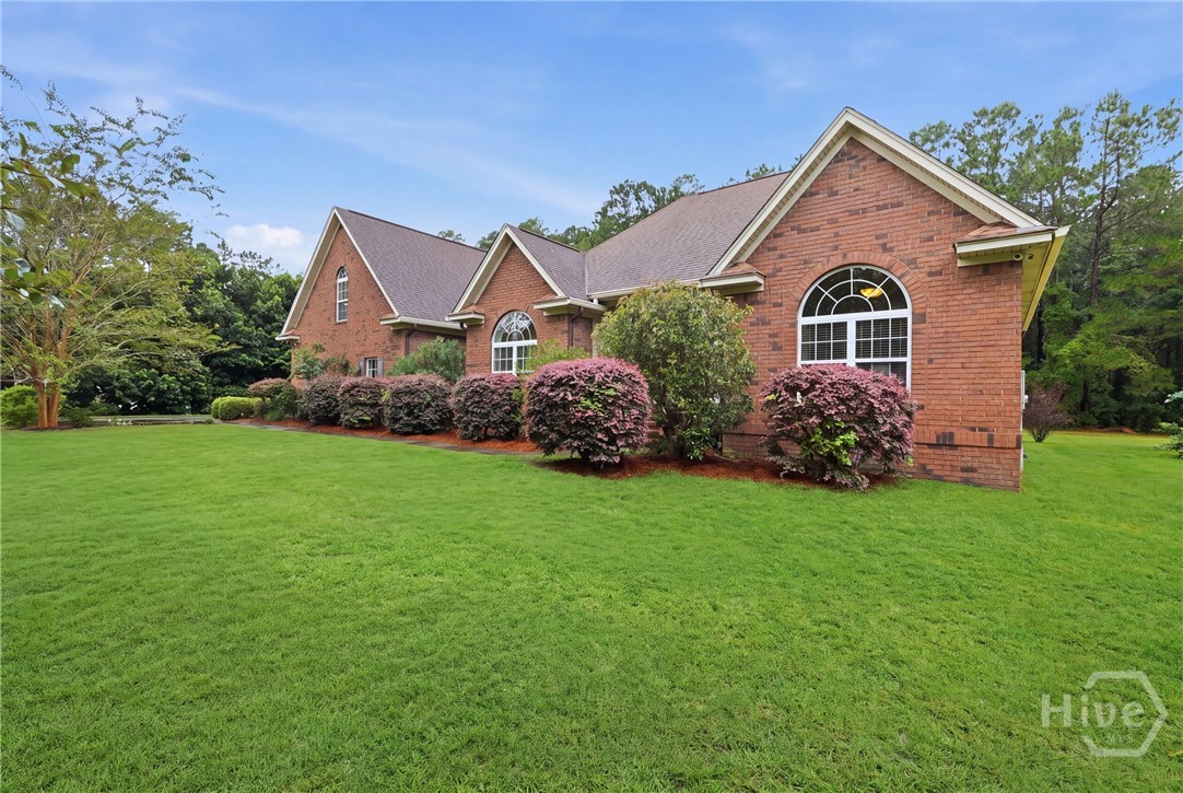 141 Saint Catherine Circle Property Photo 3