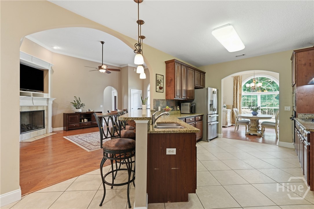 141 Saint Catherine Circle Property Photo 9