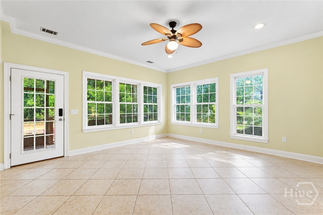 141 Saint Catherine Circle Property Photo 28