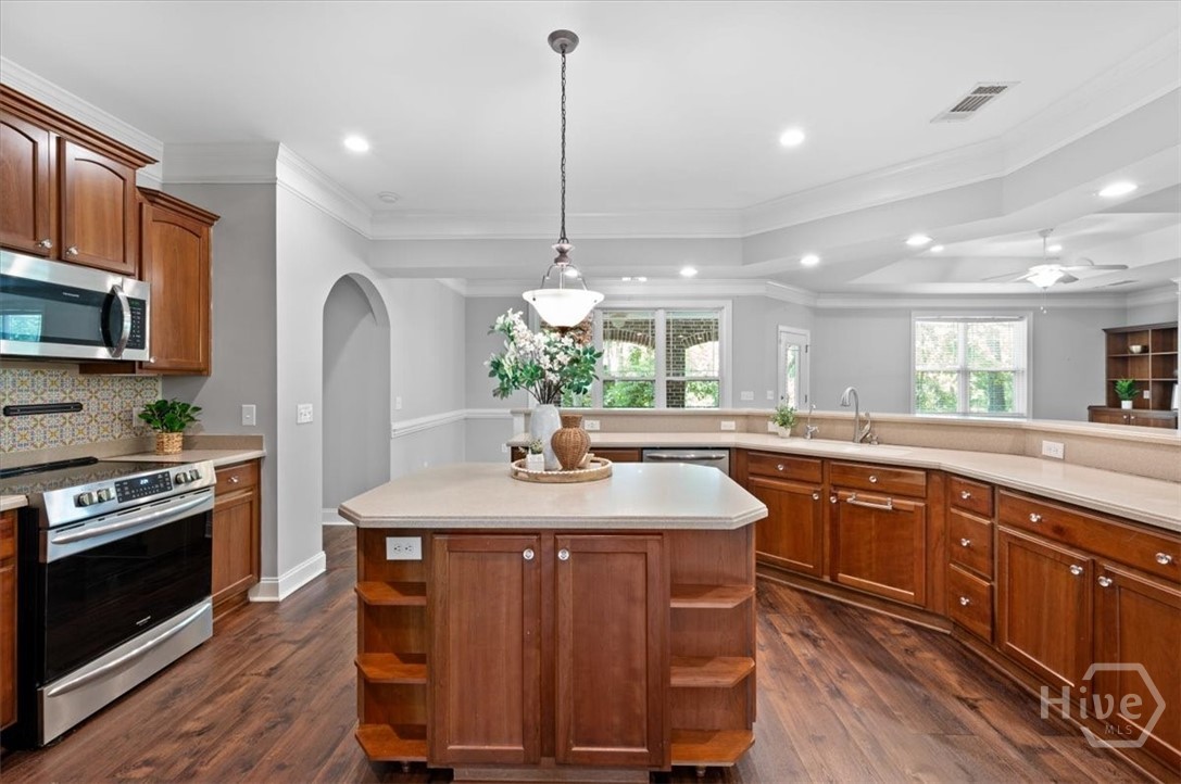 2604 River Oaks Drive Property Photo 10