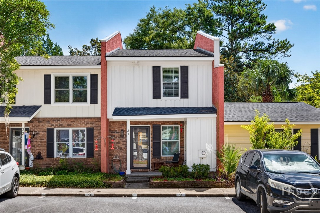31 Helmsman Court Property Photo 1