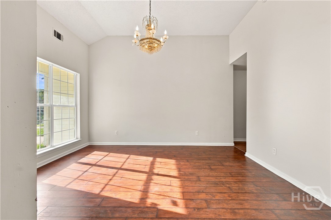 7221 Garfield Street Property Photo 2