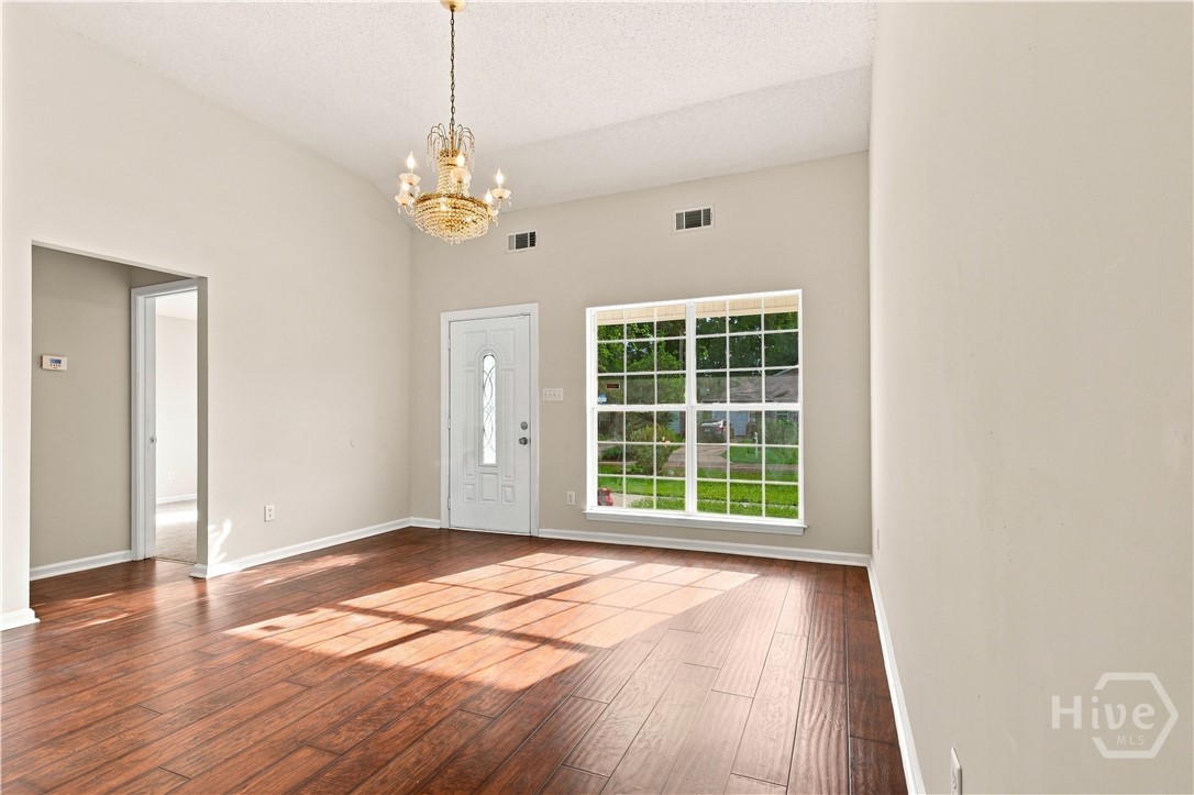 7221 Garfield Street Property Photo 10
