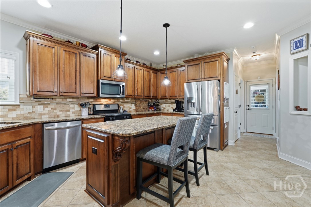6 Osgood Lane Property Photo 11