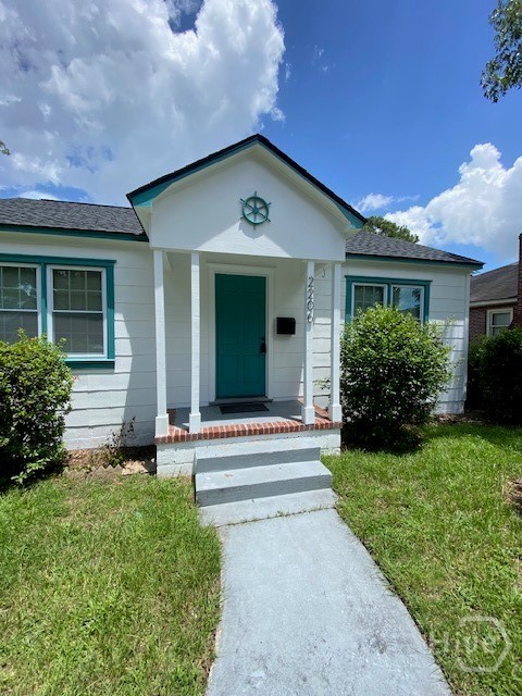 2206 E 41st Street Property Photo 2