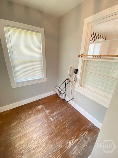 2206 E 41st Street Property Photo 7