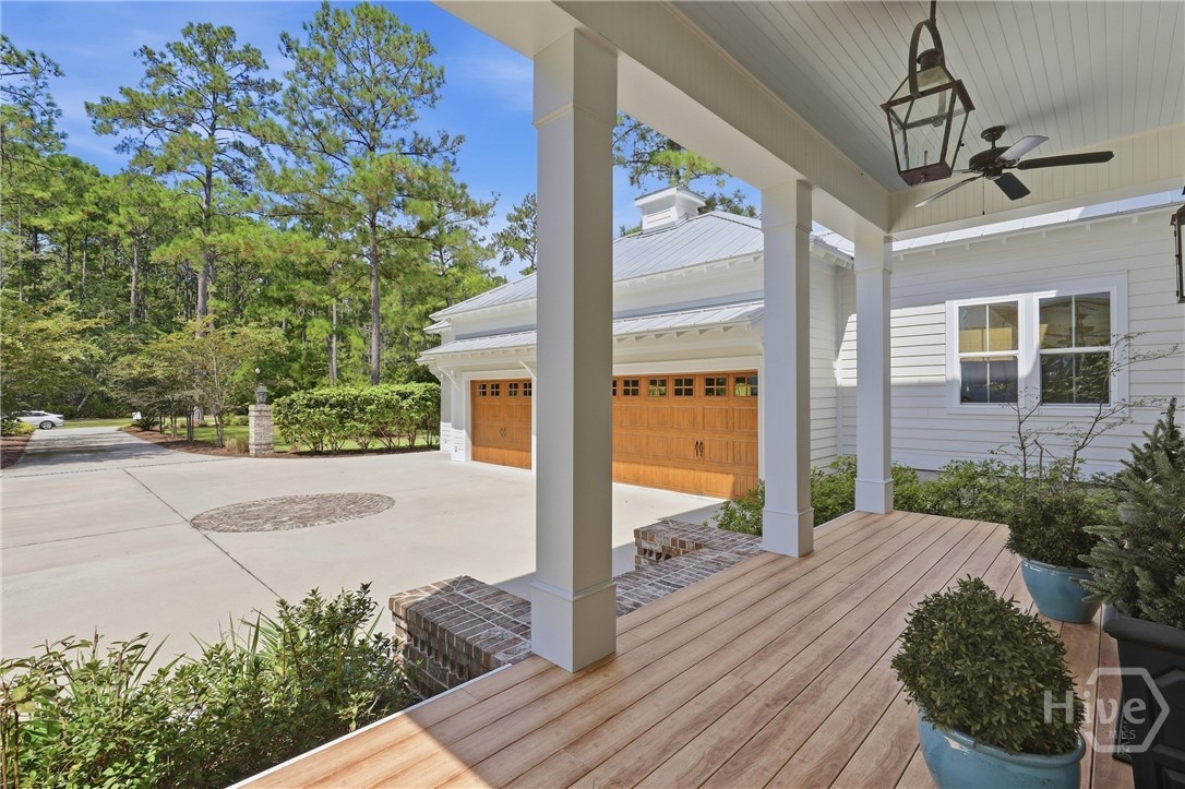 485 Waterways Parkway S Property Photo 8