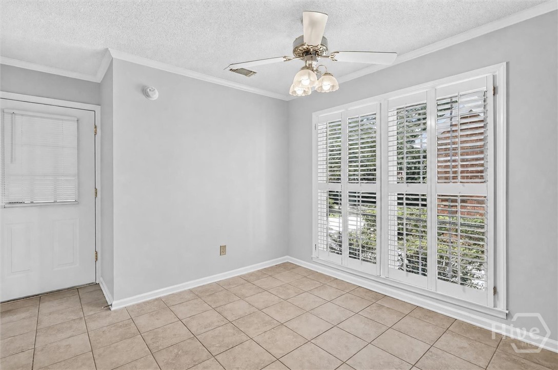 303 Royal Crest Court Property Photo 16