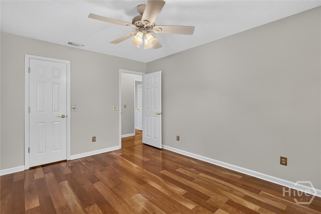 303 Royal Crest Court Property Photo 24