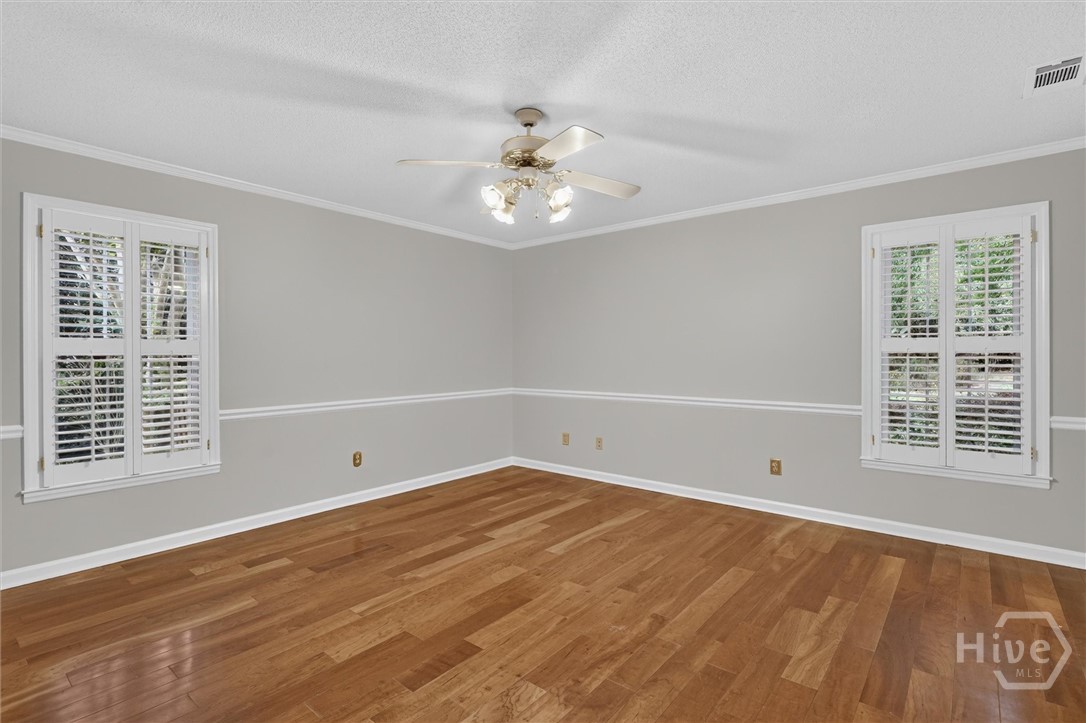 303 Royal Crest Court Property Photo 25