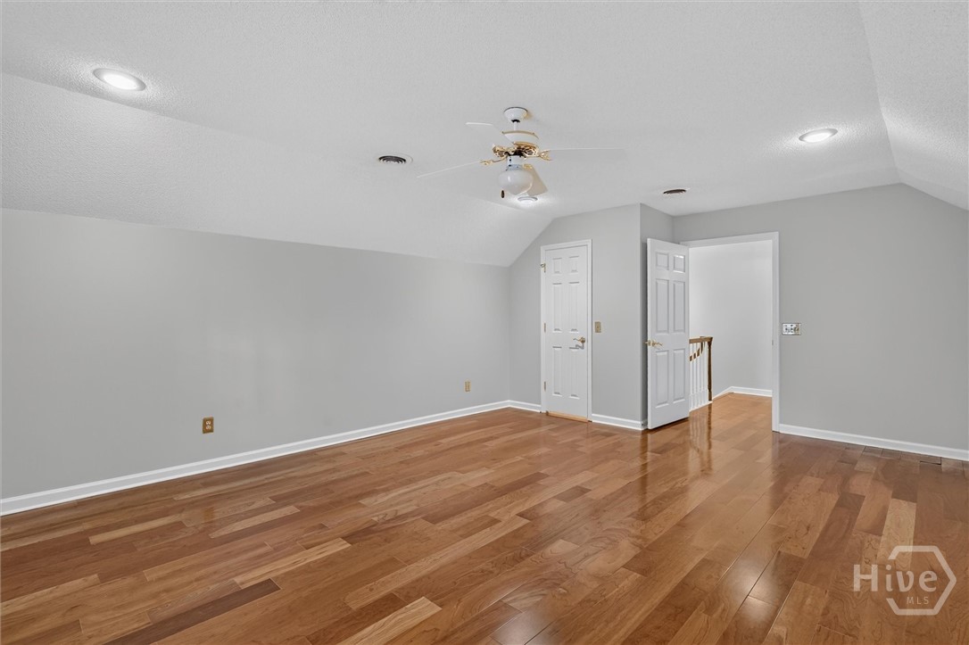 303 Royal Crest Court Property Photo 35
