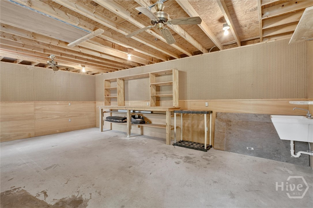 303 Royal Crest Court Property Photo 41
