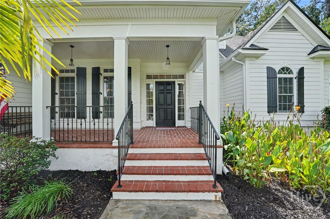 24 Oakcrest Drive E Property Photo 5