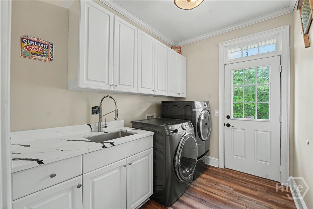 24 Oakcrest Drive E Property Photo 29