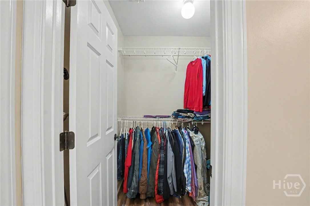 24 Oakcrest Drive E Property Photo 52
