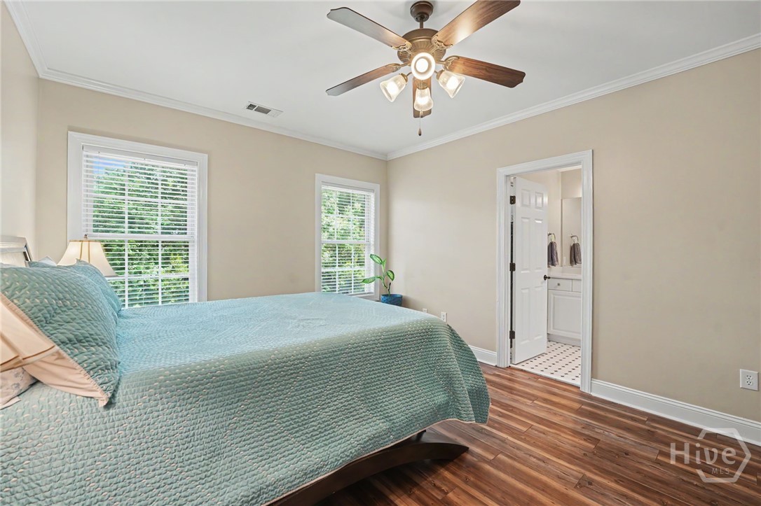 24 Oakcrest Drive E Property Photo 57