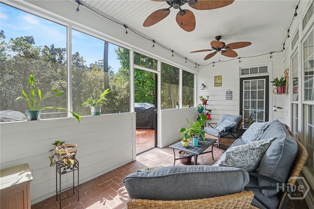 24 Oakcrest Drive E Property Photo 63