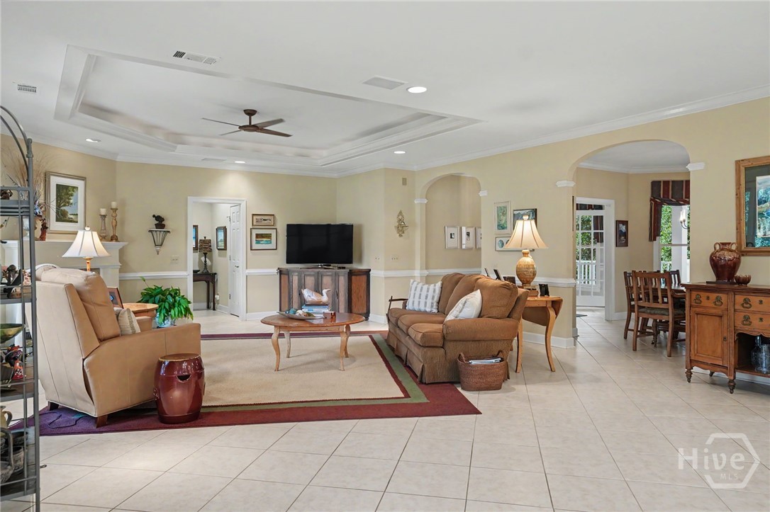 2 Fat Friars Retreat Property Photo 9