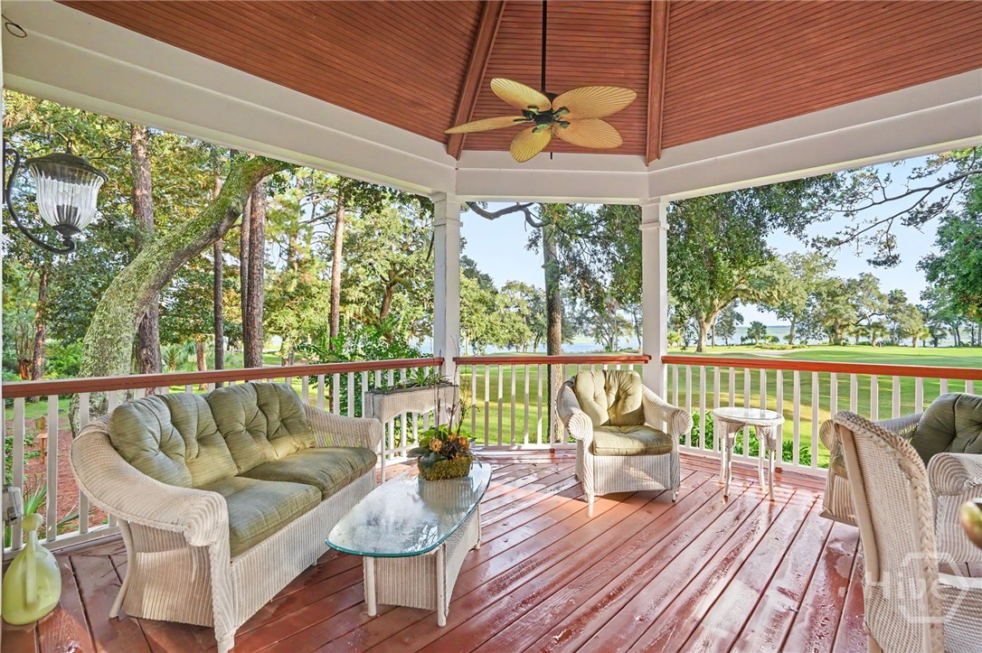 2 Fat Friars Retreat Property Photo 34