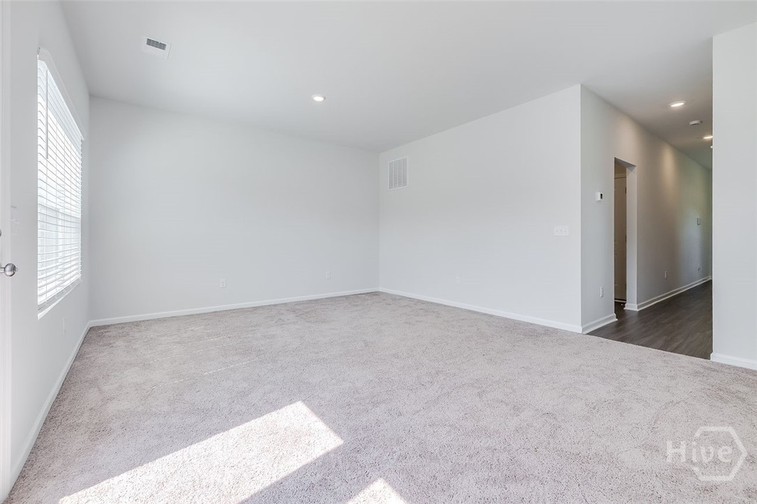 9 Towne Park Court Property Photo 8