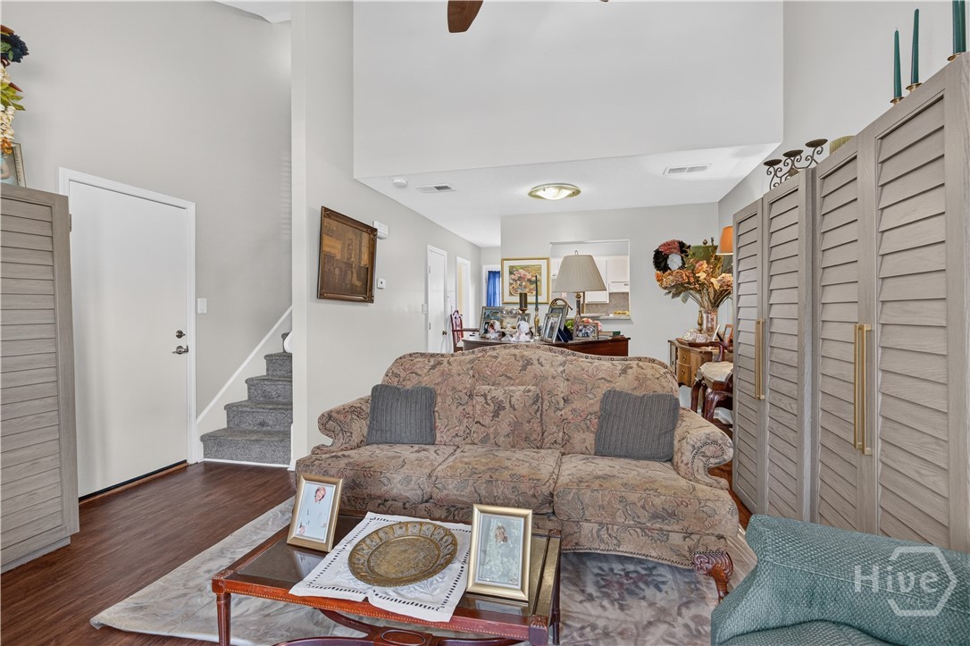 106 Hunt Club Court Property Photo 20