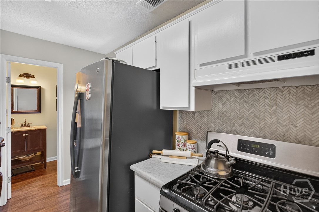 106 Hunt Club Court Property Photo 27