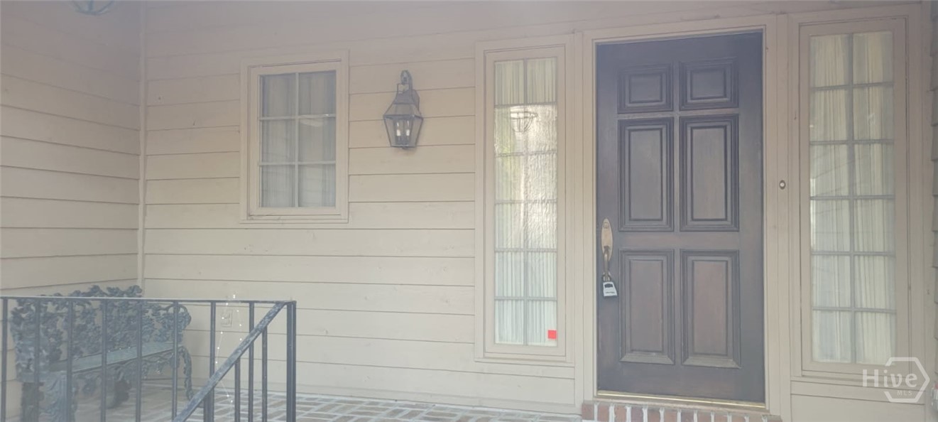 4 Rain Tree Lane Property Photo 2