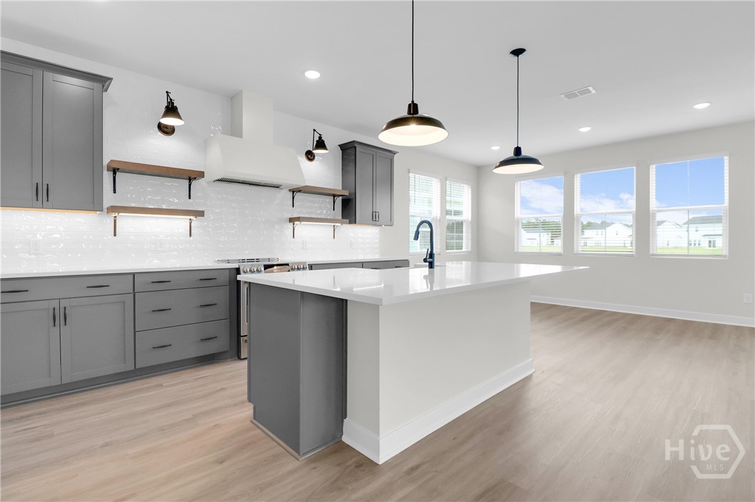 201 Mage Property Photo 12