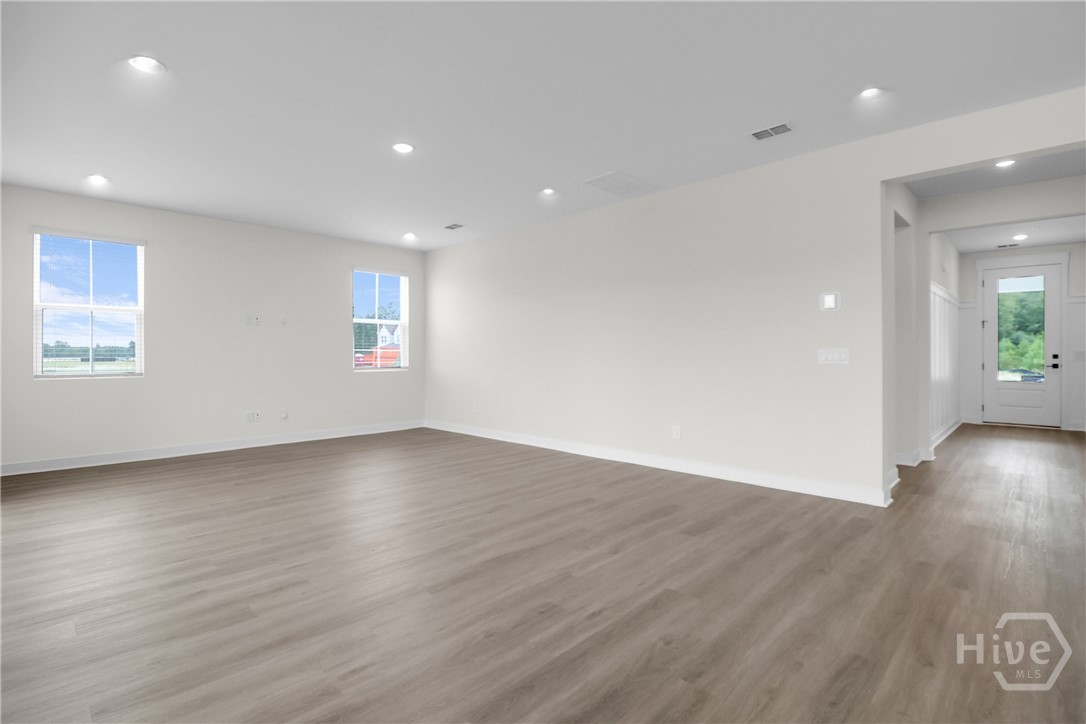 201 Mage Property Photo 16
