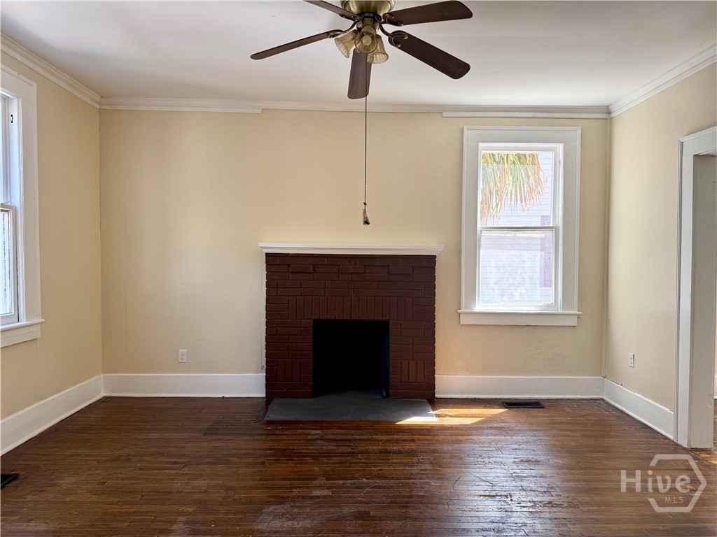 627 W 39th Street Property Photo 3