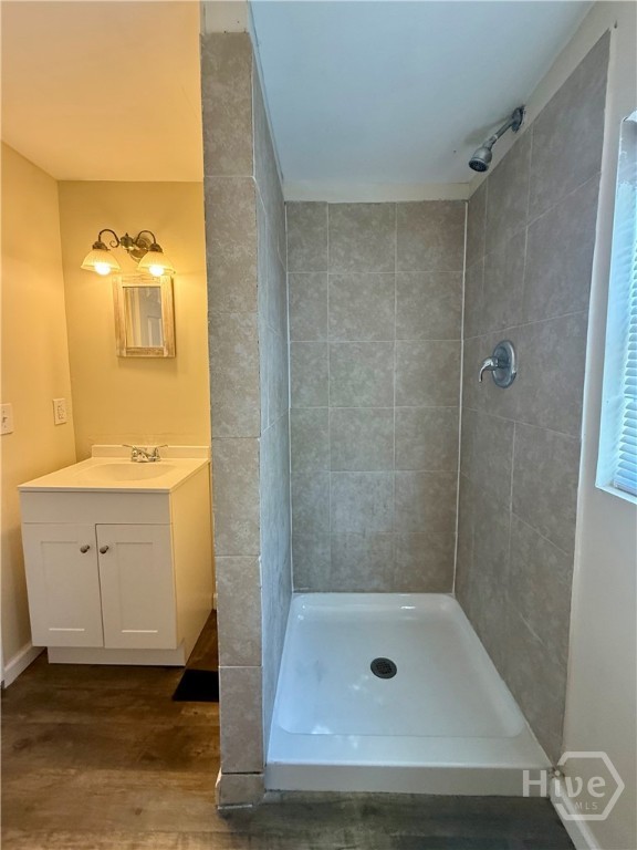 627 W 39th Street Property Photo 10
