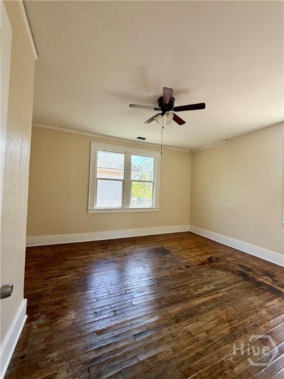 627 W 39th Street Property Photo 11
