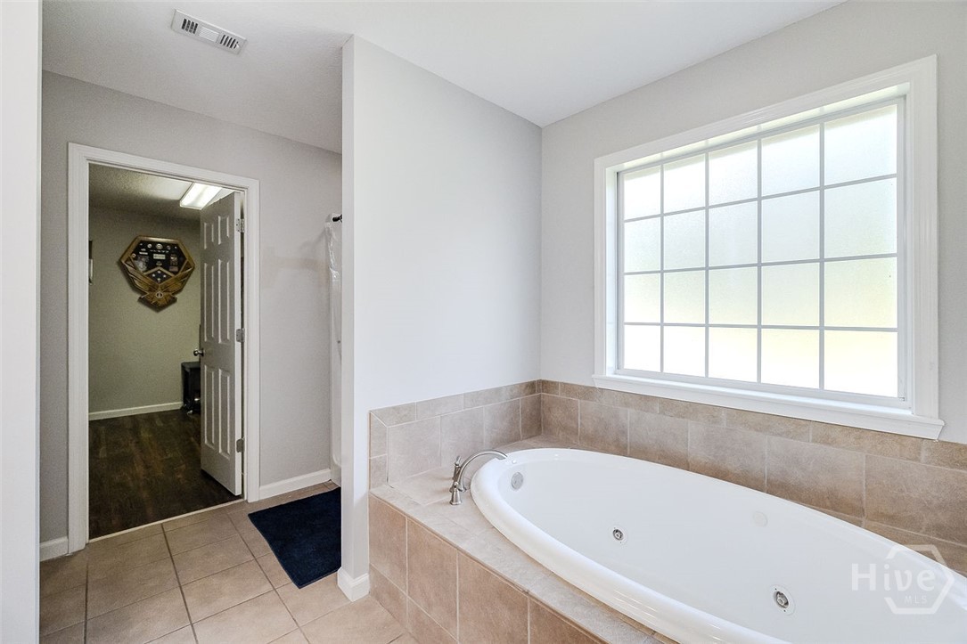 301 English Acres Drive Property Photo 34