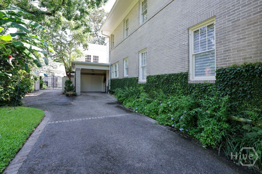124 E 45th Street Property Photo 23