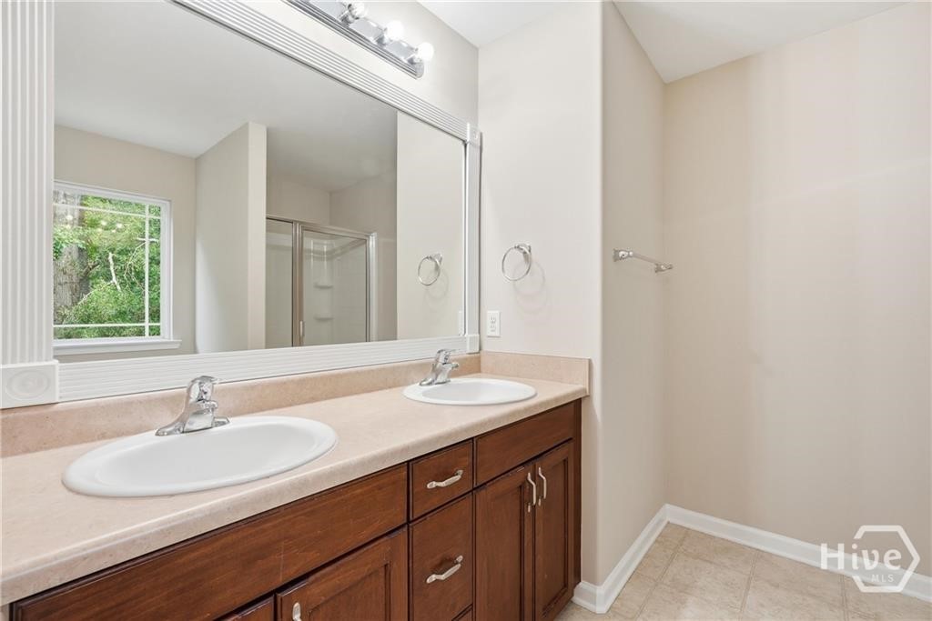 380 Summer Hill Way Property Photo 24