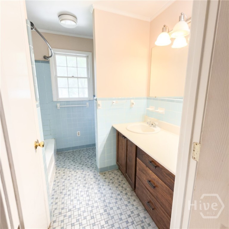 203 Springfield Avenue Property Photo 15