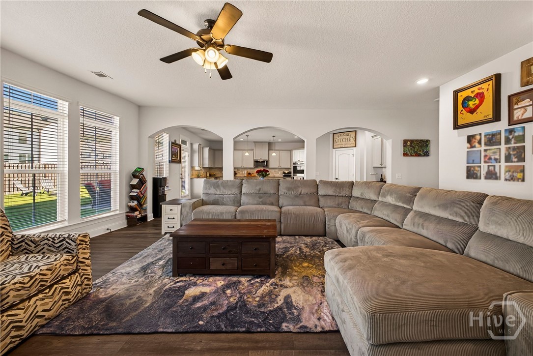 29 Beauregard Boulevard Property Photo 15