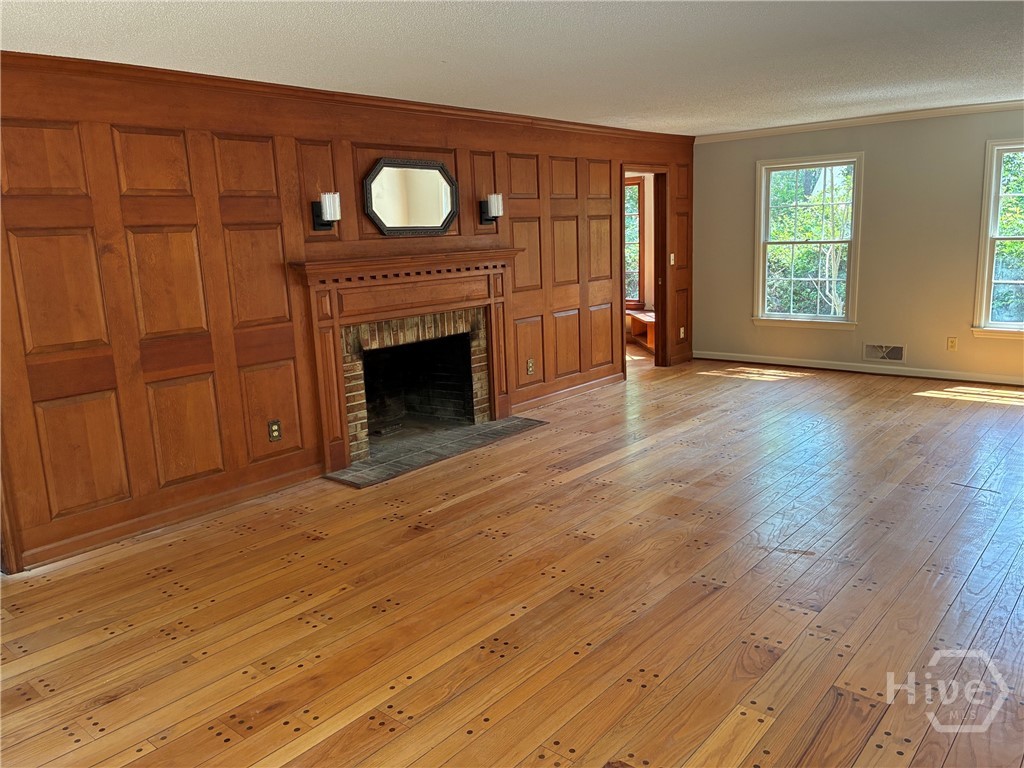 108 Dumbarton Property Photo 3