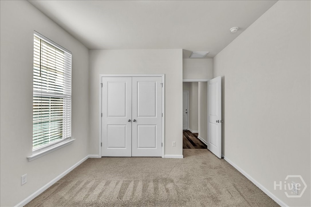 97 Gracyn Lane Ne Property Photo 27